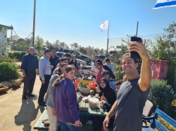 חקר ממלכת הפטריות של מרינה יאנוח ג'ת